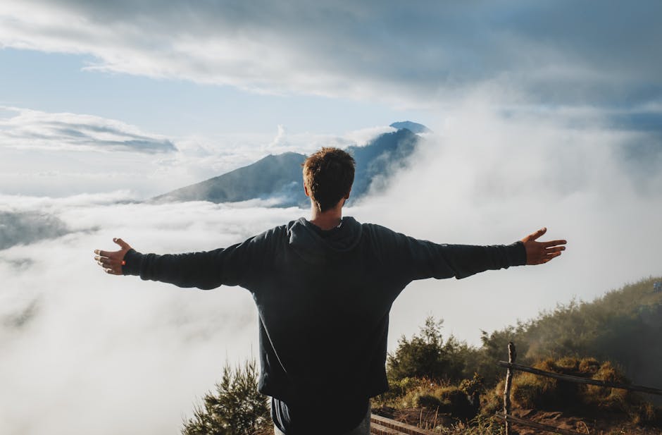 Top Tips for Managing Migraines While Traveling to High Altitudes