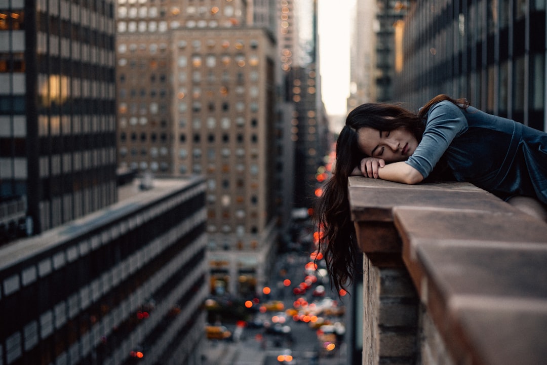 The Connection Between Holiday Stress and Migraine Flare-Ups